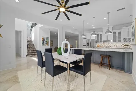 4802 W Beachway Drive Tampa FL 33609
