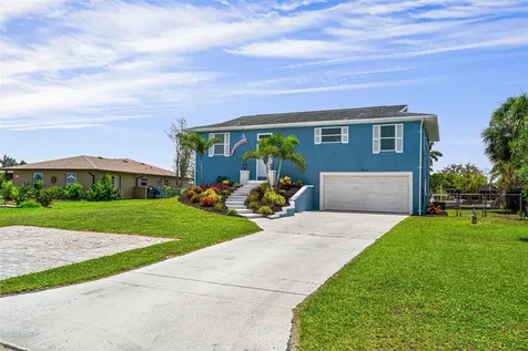 5404 Bay State Road Palmetto FL 34221