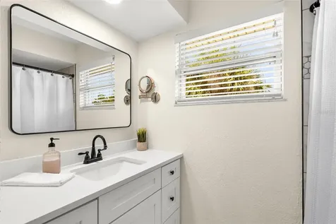 5404 Bay State Road Palmetto FL 34221