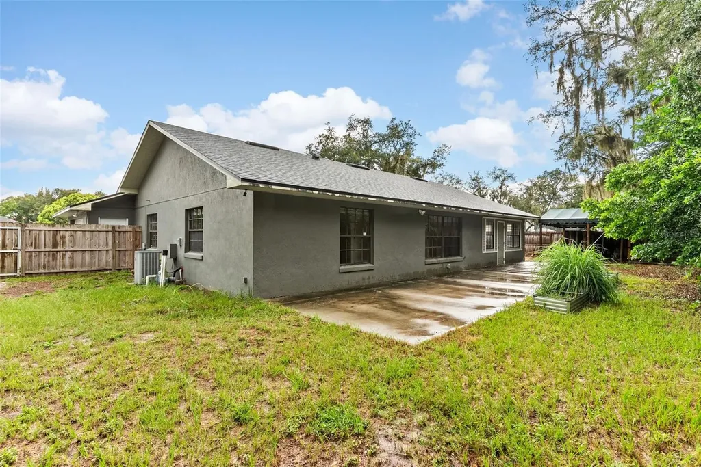 1514 Lake Thomas Loop Winter Haven FL 33880