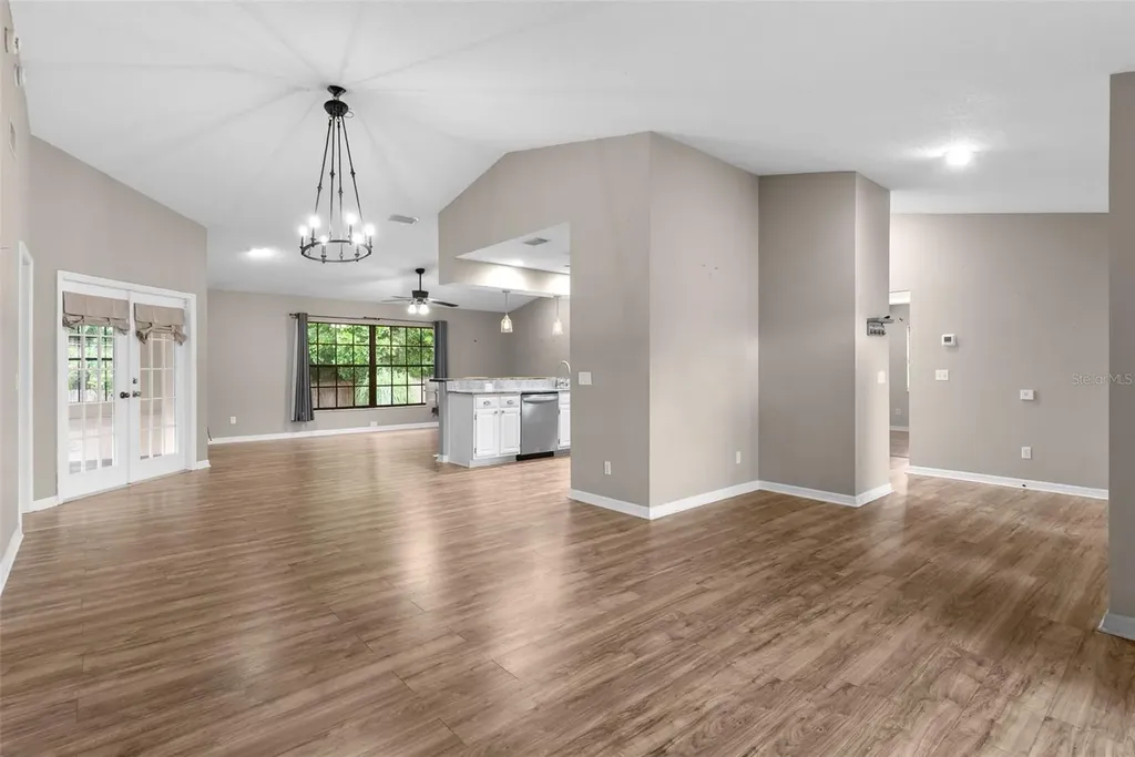 1514 Lake Thomas Loop Winter Haven FL 33880