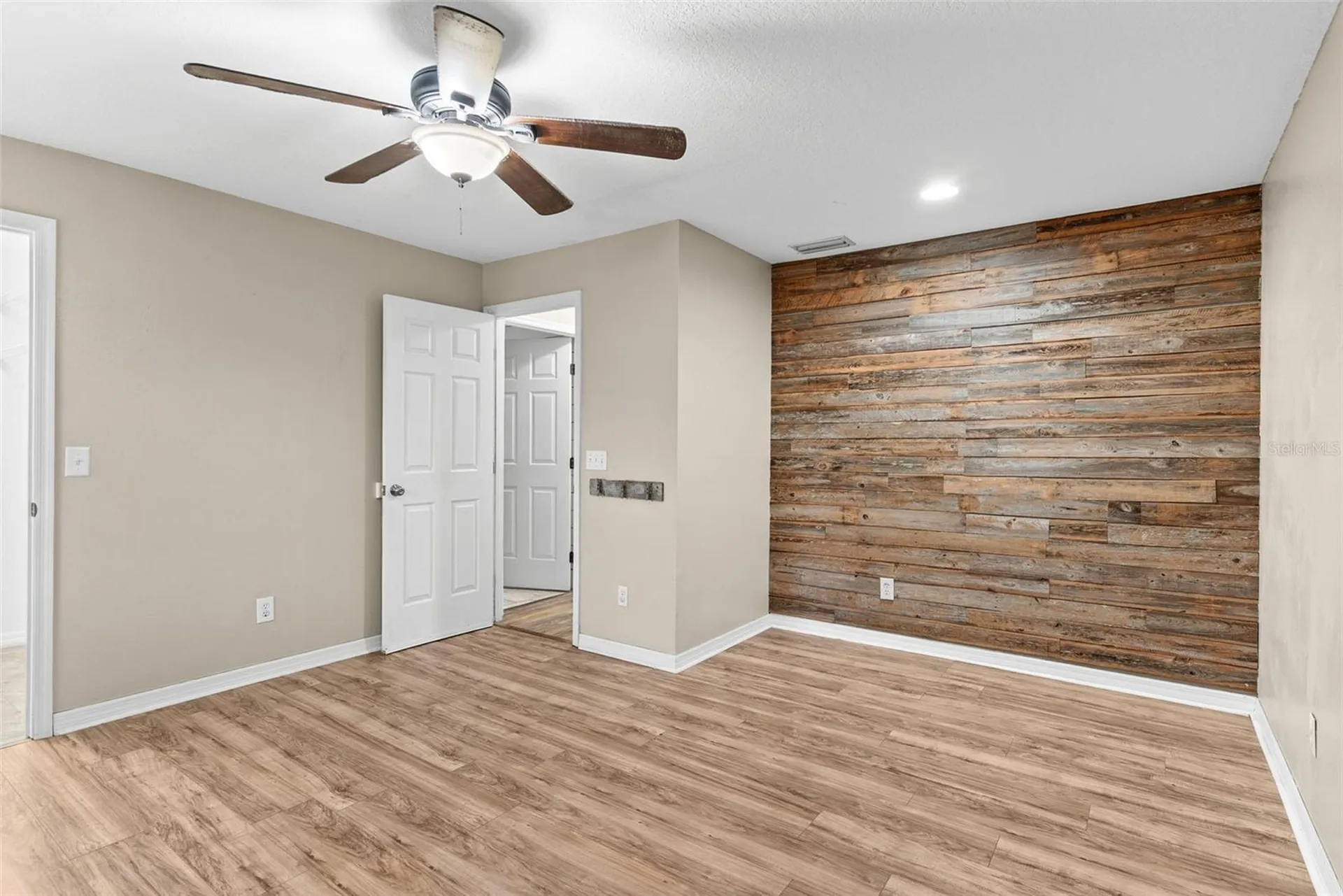 1514 Lake Thomas Loop Winter Haven FL 33880