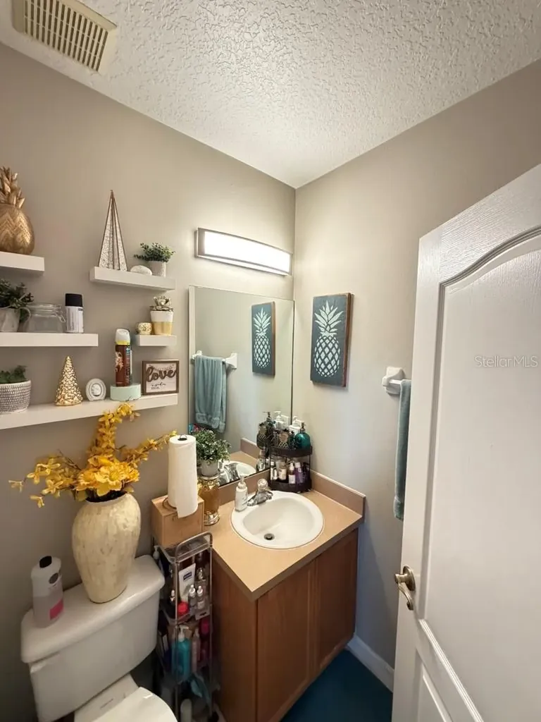 673 Sandy Neck Lane Altamonte Springs FL 32714