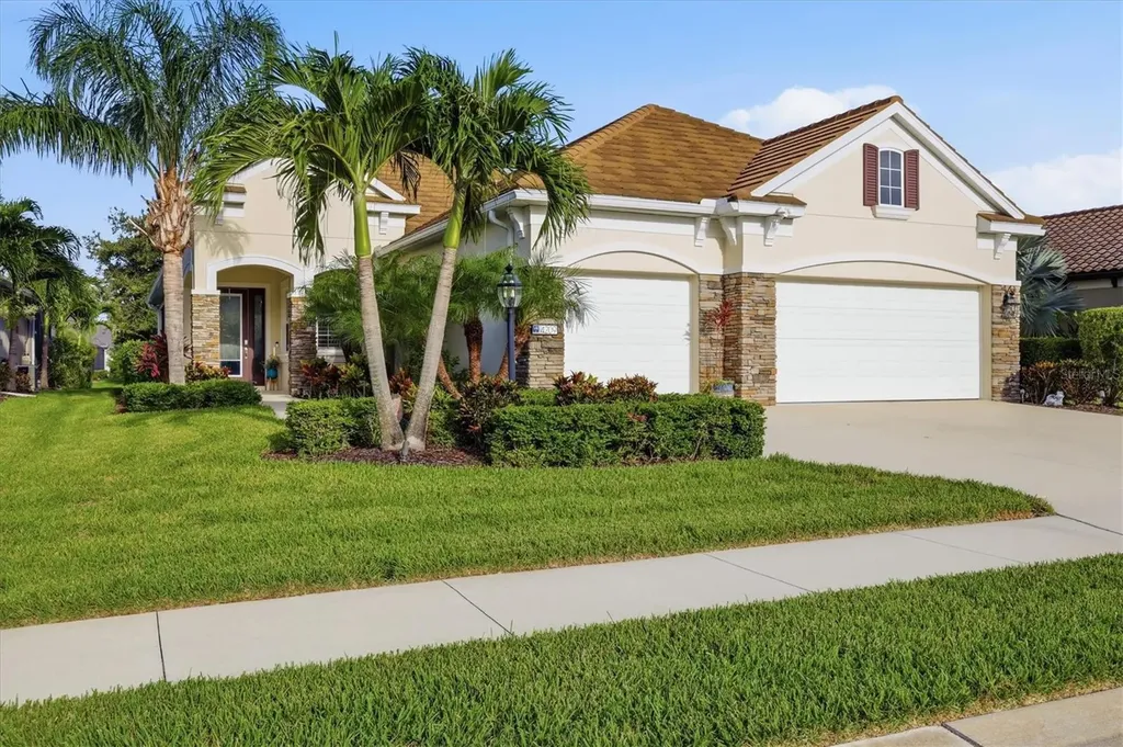 4209 Midnight Blue Run Bradenton FL 34211