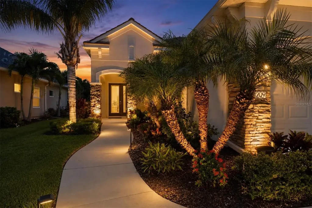4209 Midnight Blue Run Bradenton FL 34211