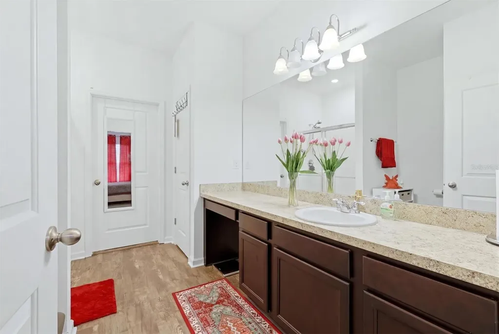 1121 Anchor Bend Drive Ruskin FL 33570