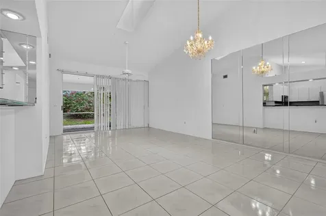 5723 Monte Rosso Road Sarasota FL 34243