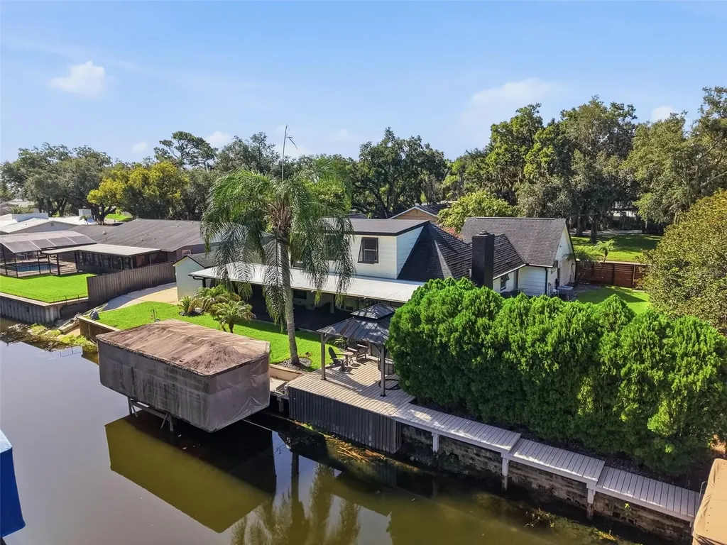 465 Mandalay Road Orlando FL 32809