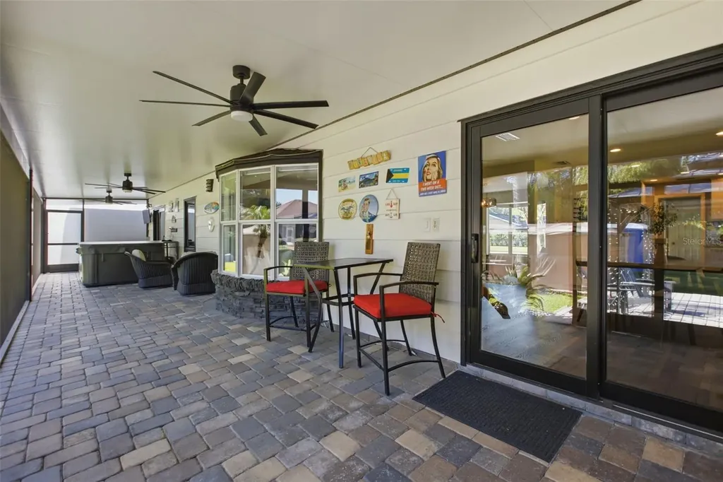 465 Mandalay Road Orlando FL 32809