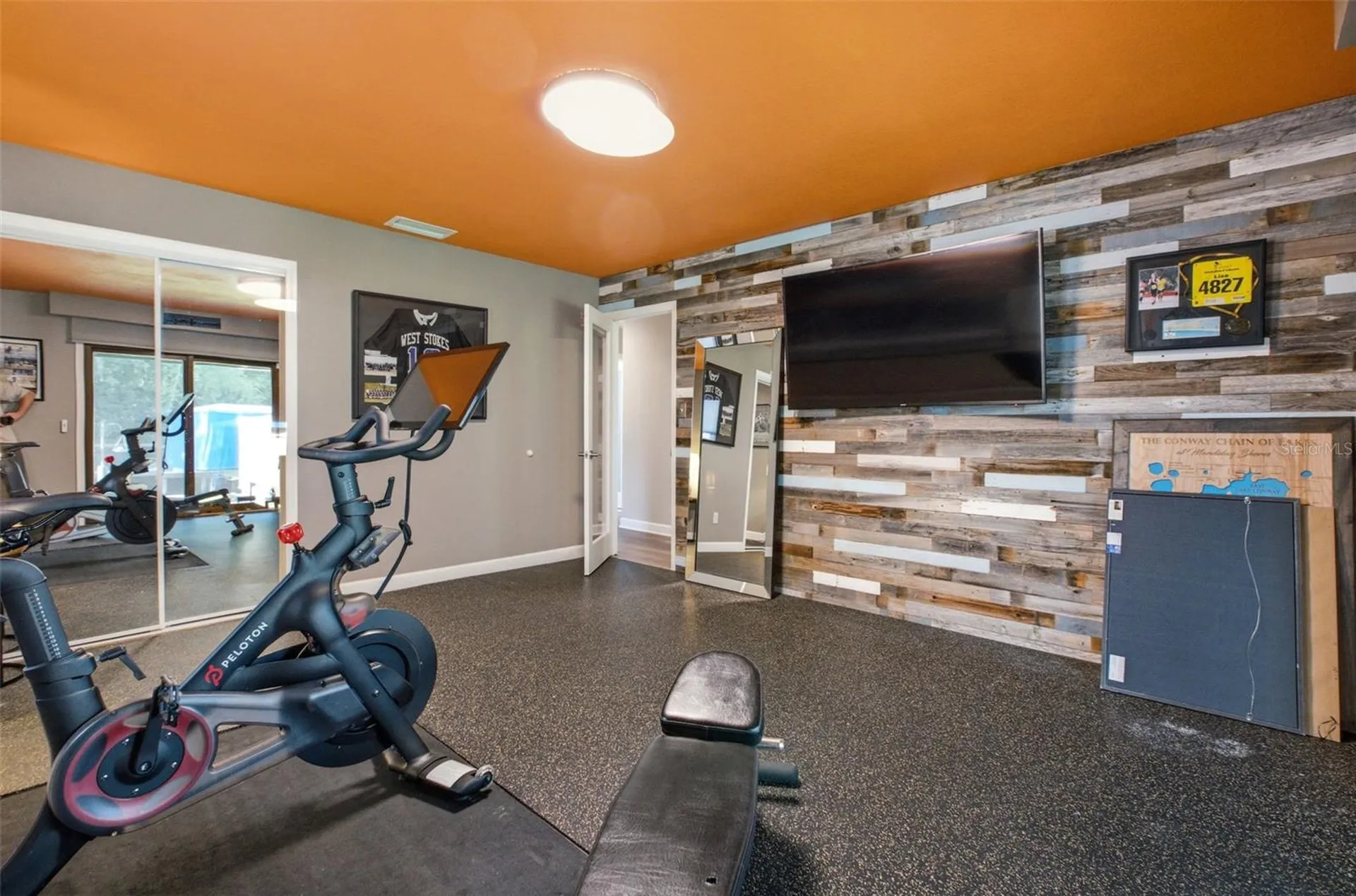 465 Mandalay Road Orlando FL 32809