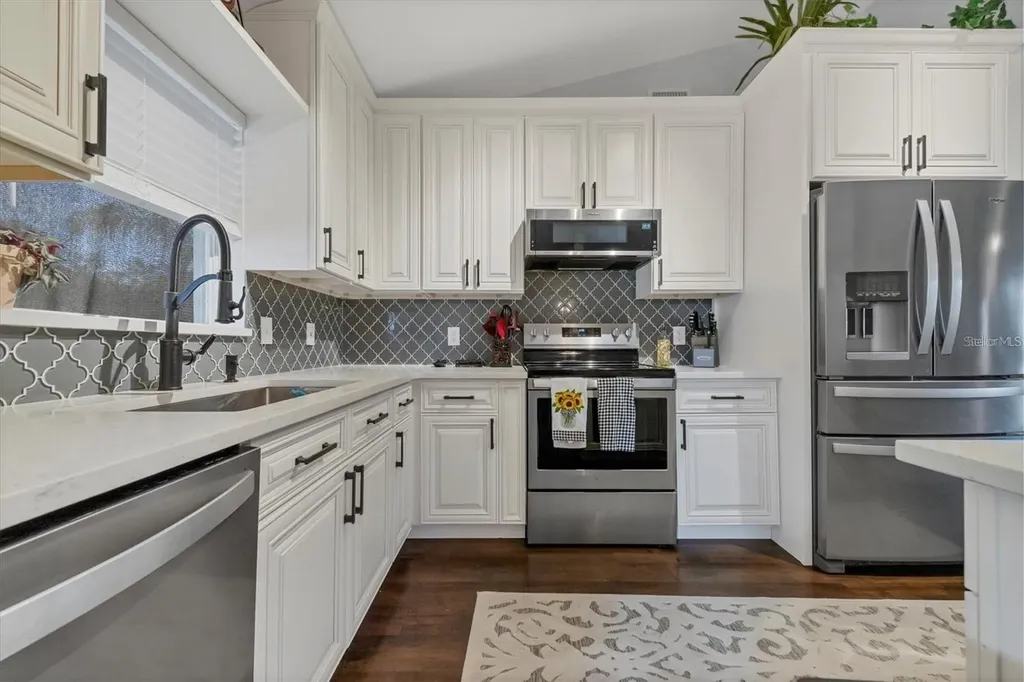 4624 73rd Street E Bradenton FL 34203