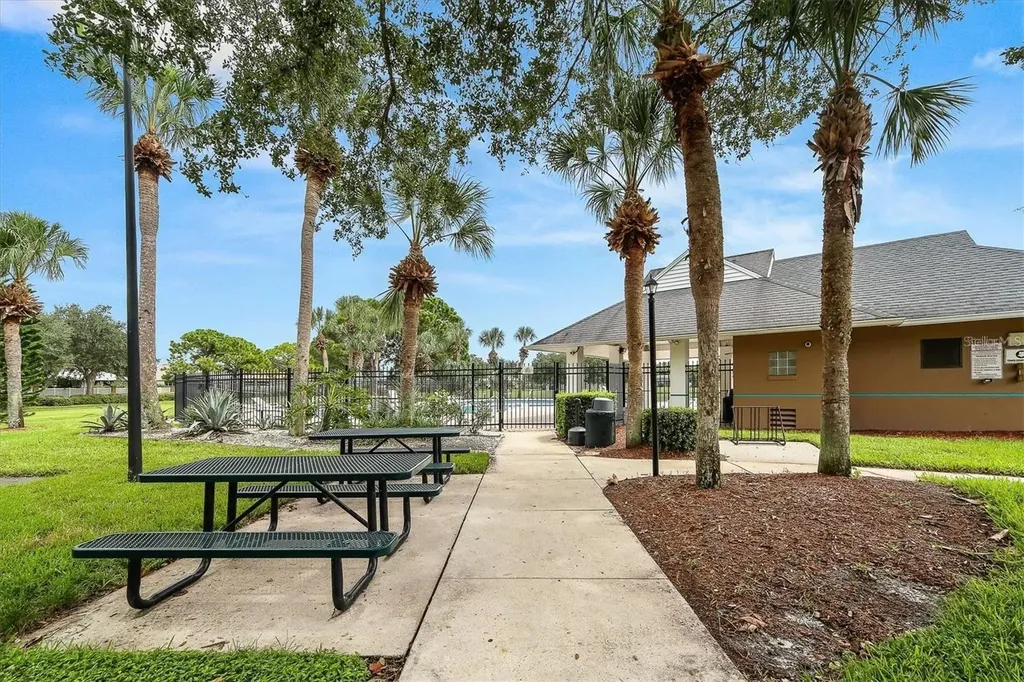 4624 73rd Street E Bradenton FL 34203