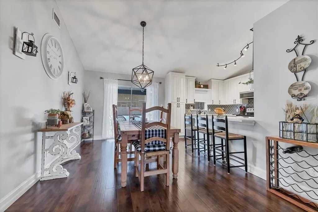 4624 73rd Street E Bradenton FL 34203