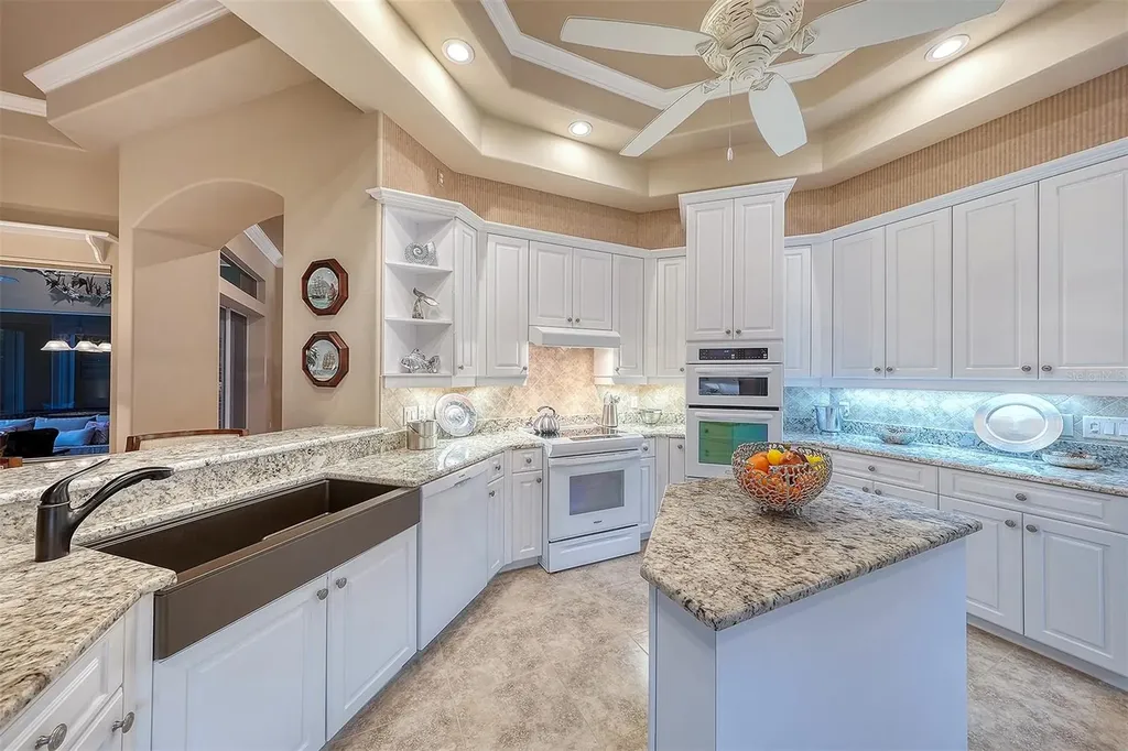 11 N Cayman Isles Boulevard Englewood FL 34223