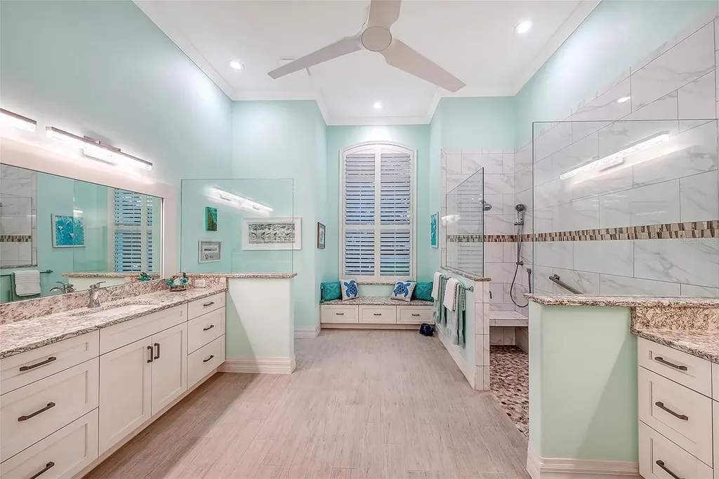 11 N Cayman Isles Boulevard Englewood FL 34223