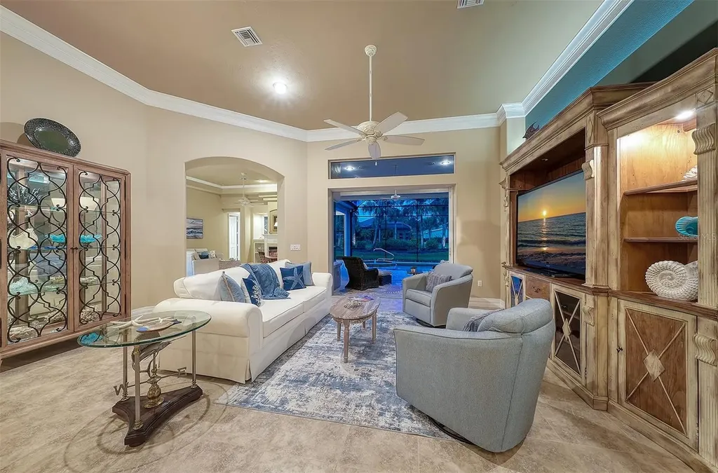 11 N Cayman Isles Boulevard Englewood FL 34223