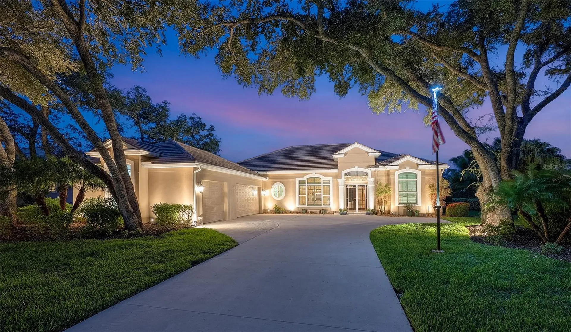 11 N Cayman Isles Boulevard Englewood FL 34223