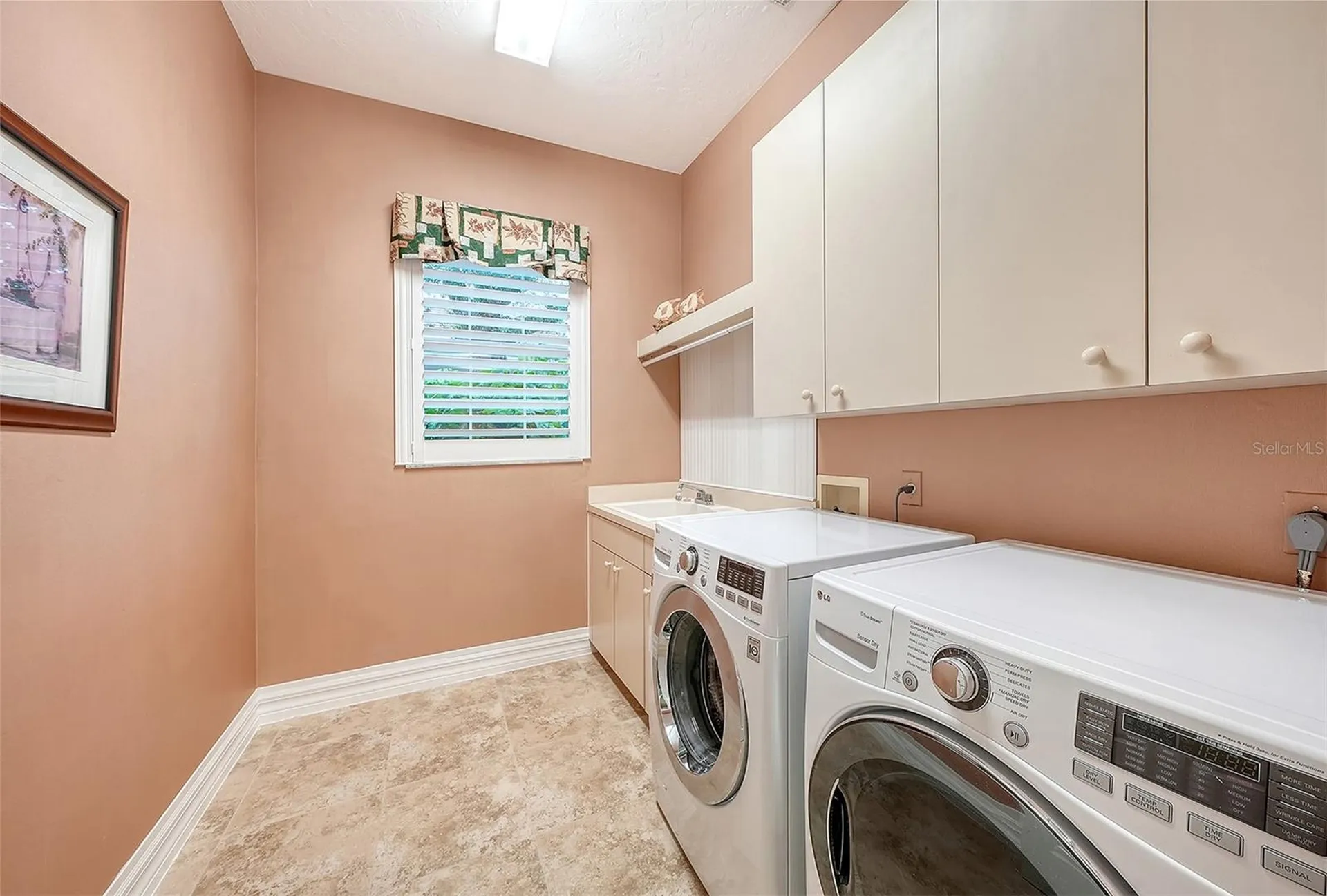 11 N Cayman Isles Boulevard Englewood FL 34223