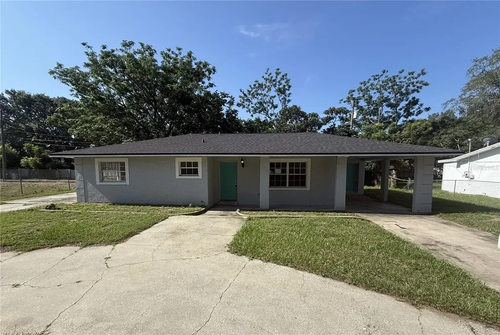 2442 Lilly Street Lake Wales FL 33898