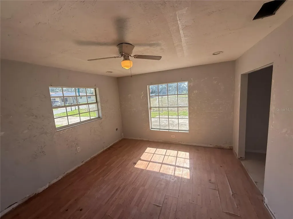 2442 Lilly Street Lake Wales FL 33898