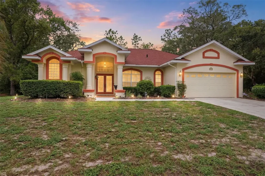 184 Pine Street Homosassa FL 34446
