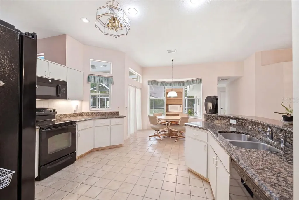 184 Pine Street Homosassa FL 34446