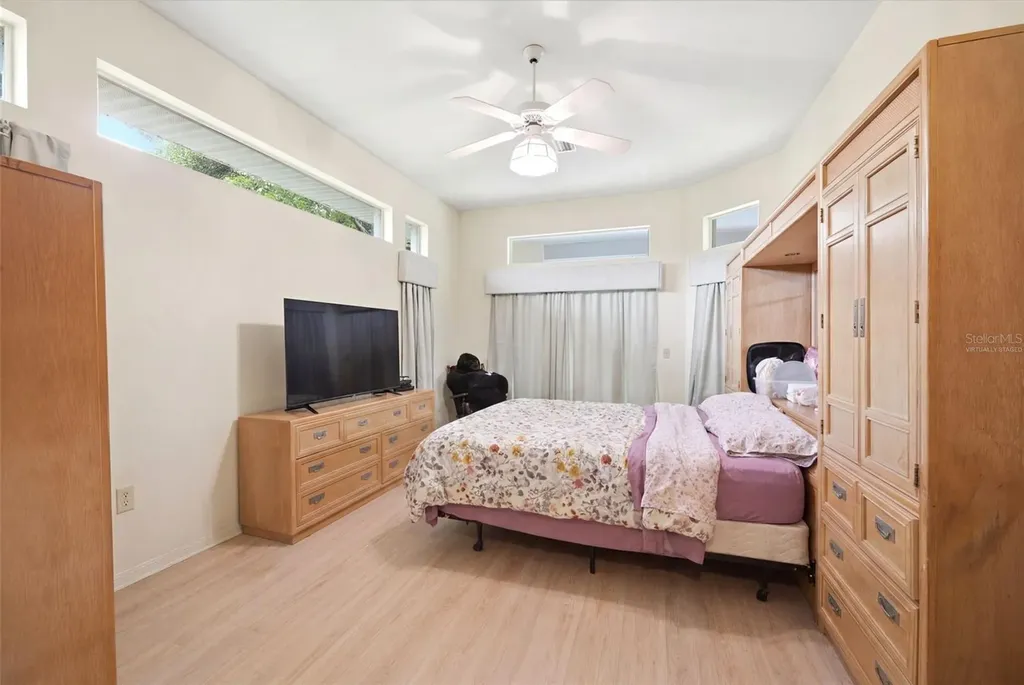 184 Pine Street Homosassa FL 34446