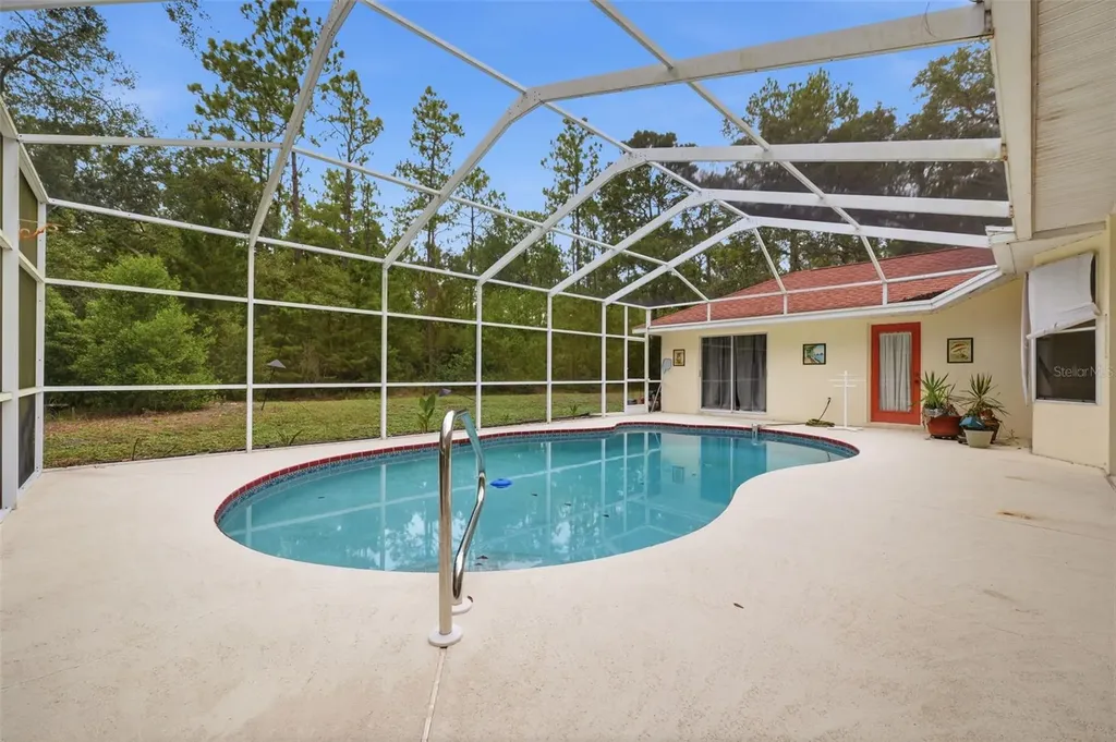 184 Pine Street Homosassa FL 34446
