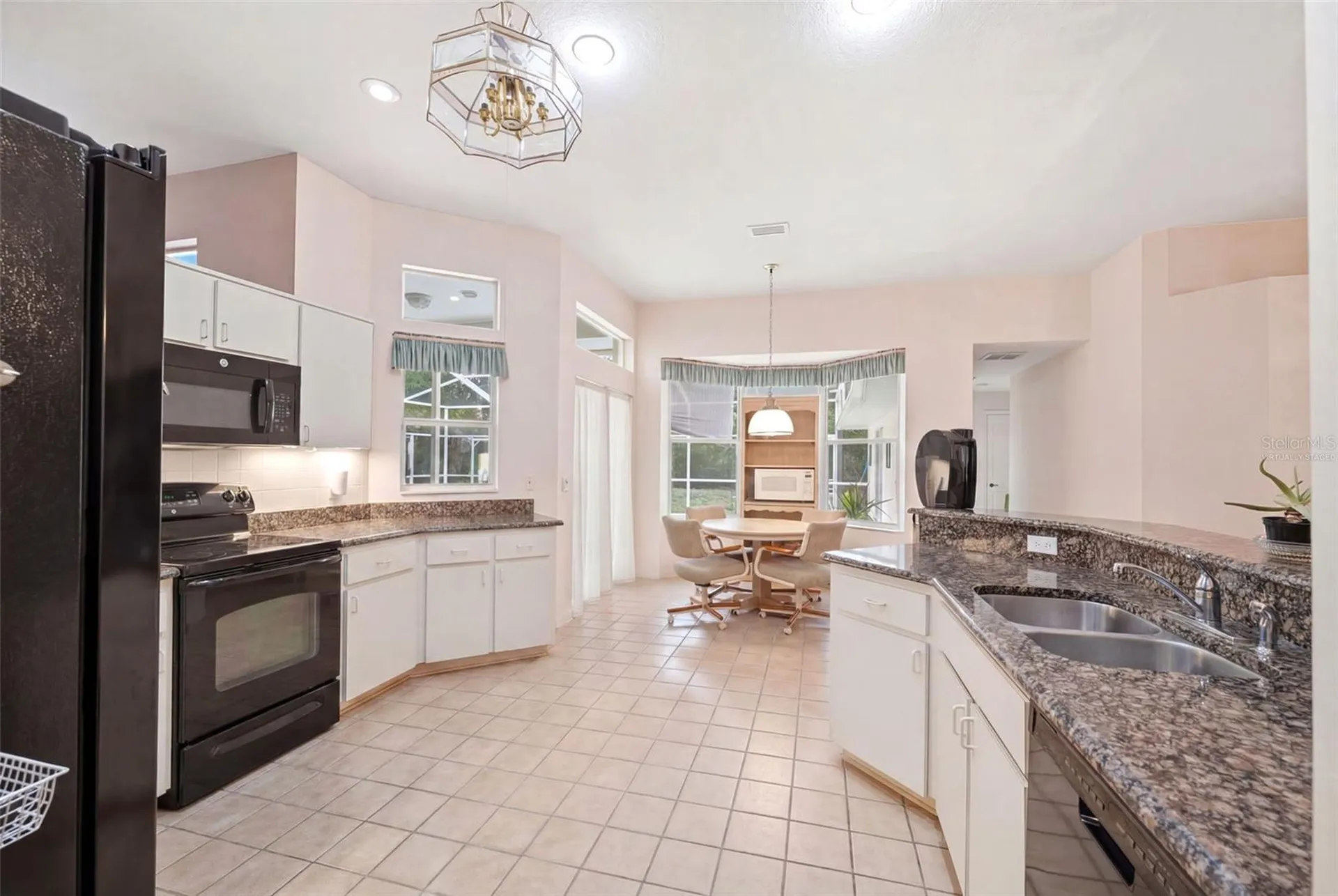 184 Pine Street Homosassa FL 34446