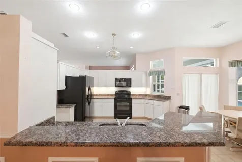 184 Pine Street Homosassa FL 34446