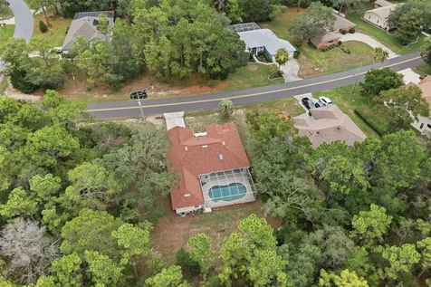 184 Pine Street Homosassa FL 34446