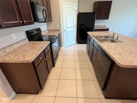 2822 NE 44th Road Ocala FL 34470