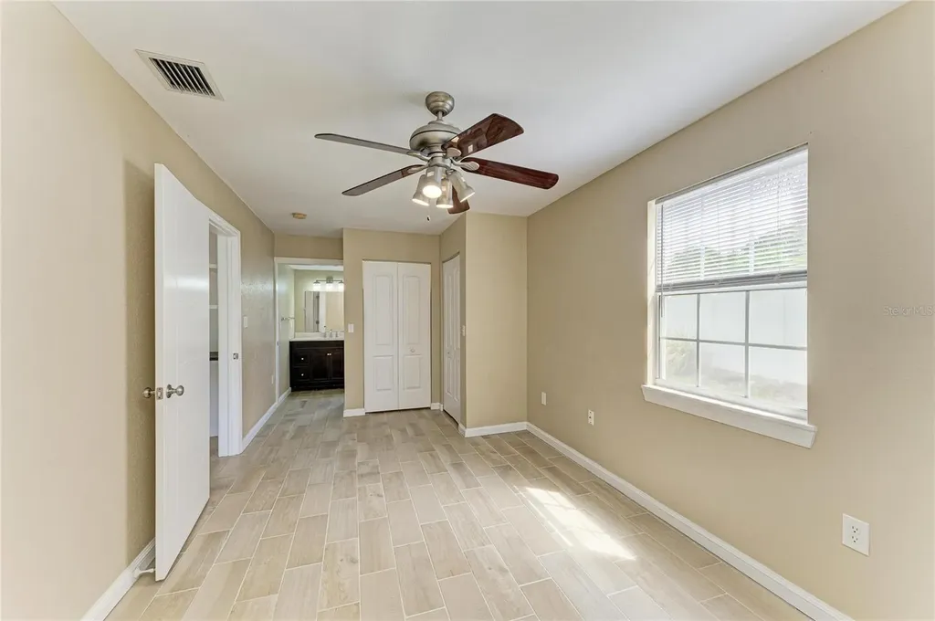1300 Loma Linda Court Sarasota FL 34239