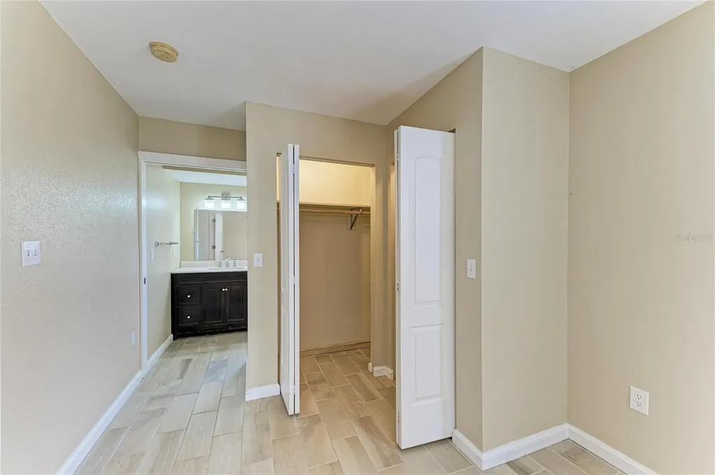 1300 Loma Linda Court Sarasota FL 34239