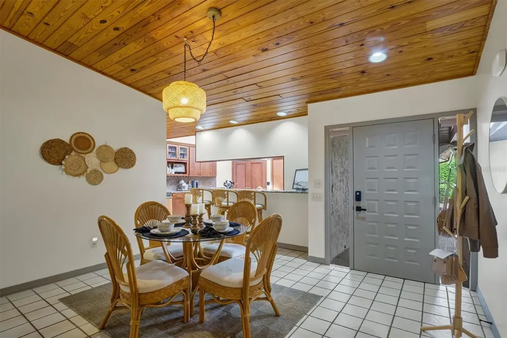 503 Clubhouse Drive Lake Wales FL 33898