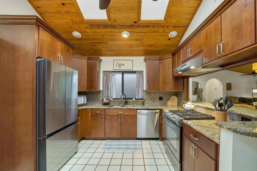 503 Clubhouse Drive Lake Wales FL 33898