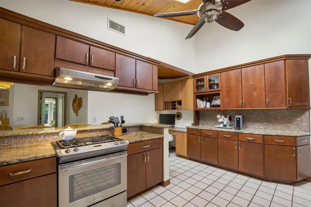 503 Clubhouse Drive Lake Wales FL 33898