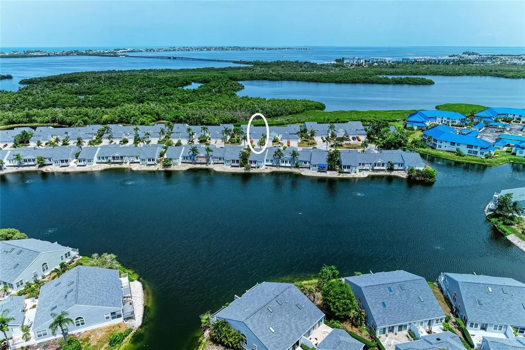 1218 Spoonbill Landings Circle Bradenton FL 34209