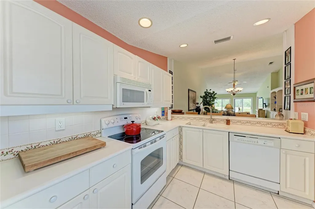 1218 Spoonbill Landings Circle Bradenton FL 34209