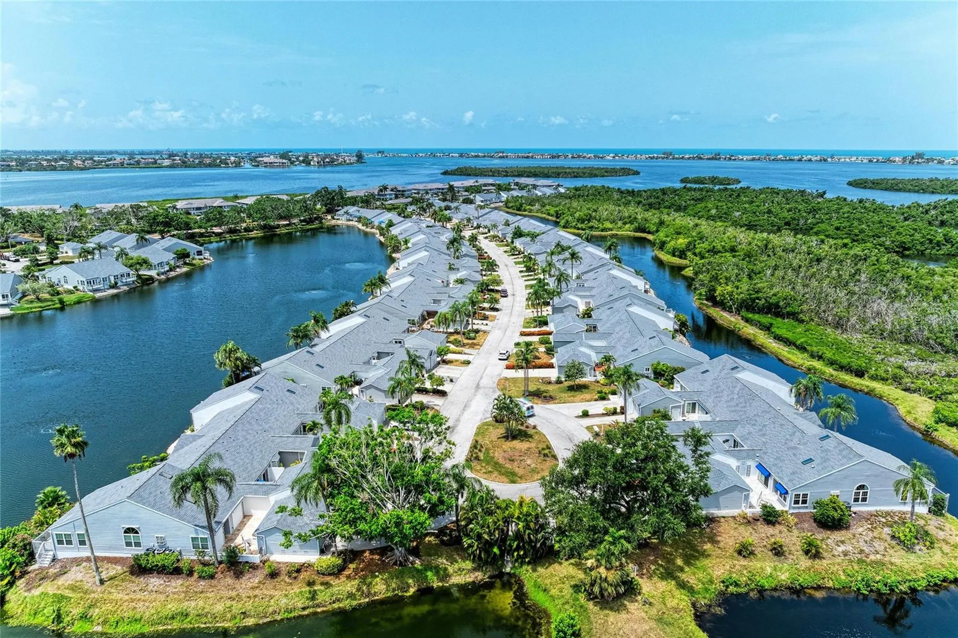 1218 Spoonbill Landings Circle Bradenton FL 34209