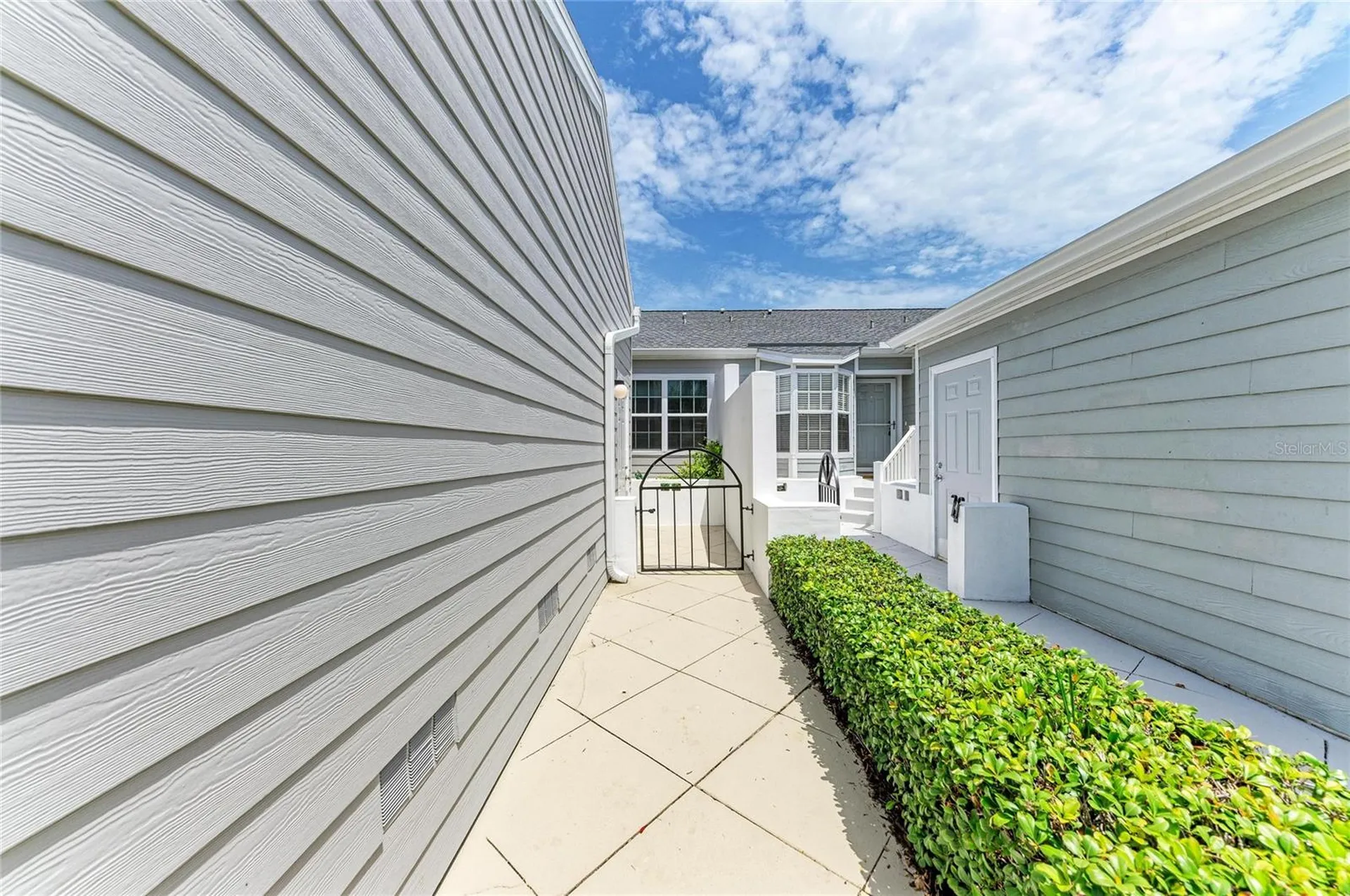 1218 Spoonbill Landings Circle Bradenton FL 34209