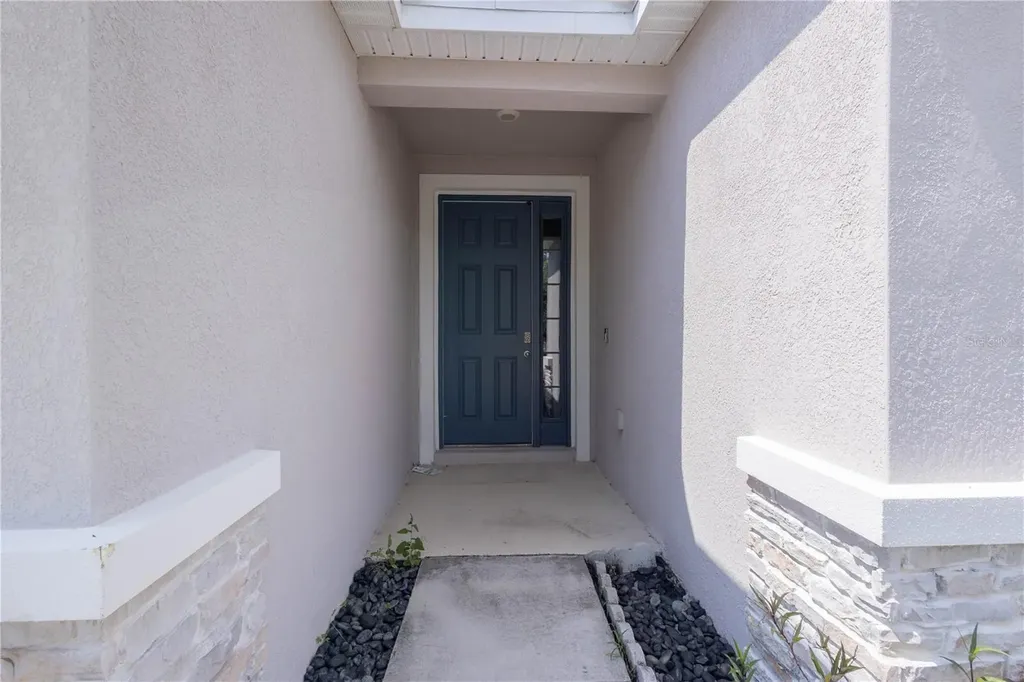 1215 Ocean Spray Drive Ruskin FL 33570