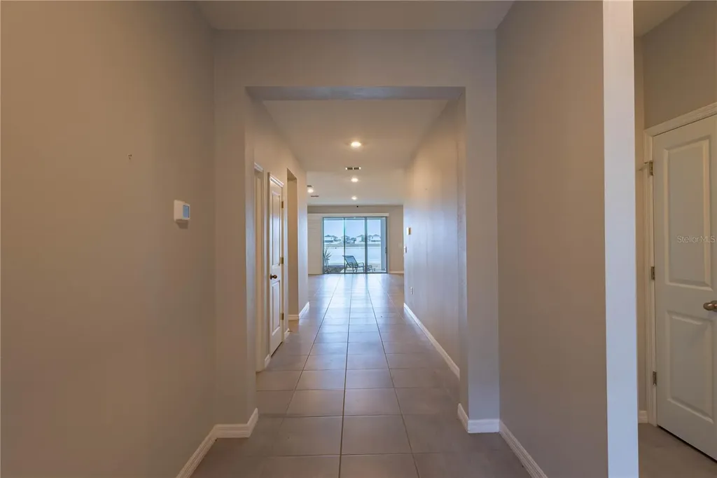 1215 Ocean Spray Drive Ruskin FL 33570