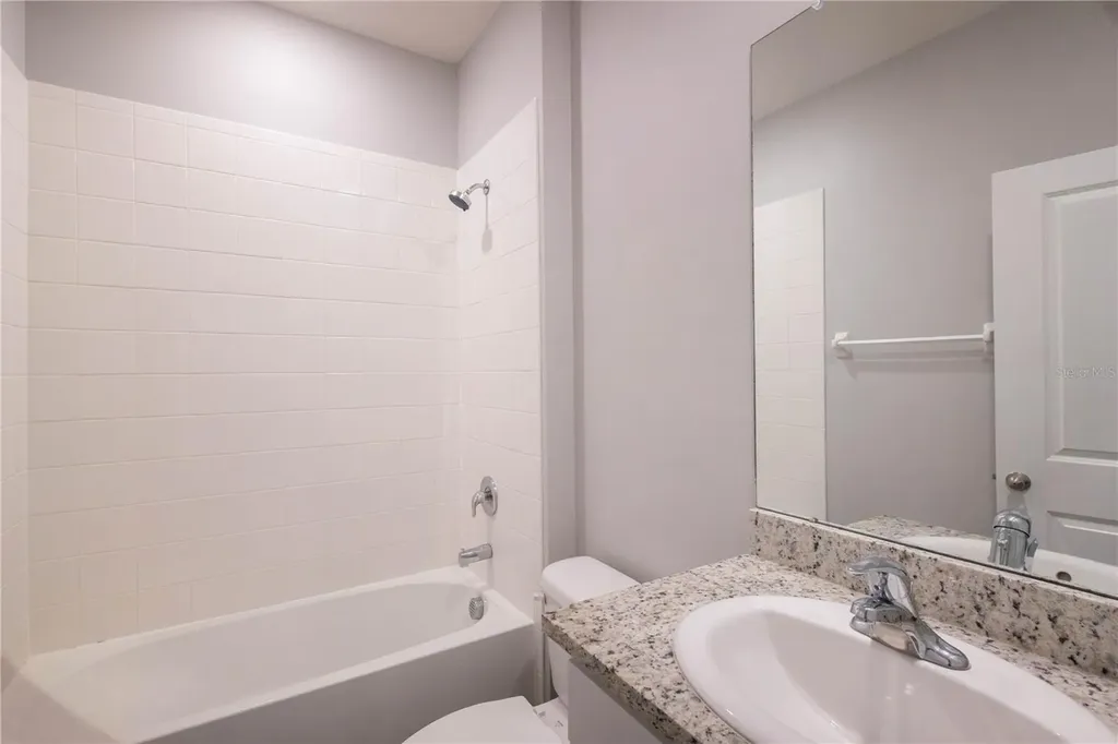 1215 Ocean Spray Drive Ruskin FL 33570