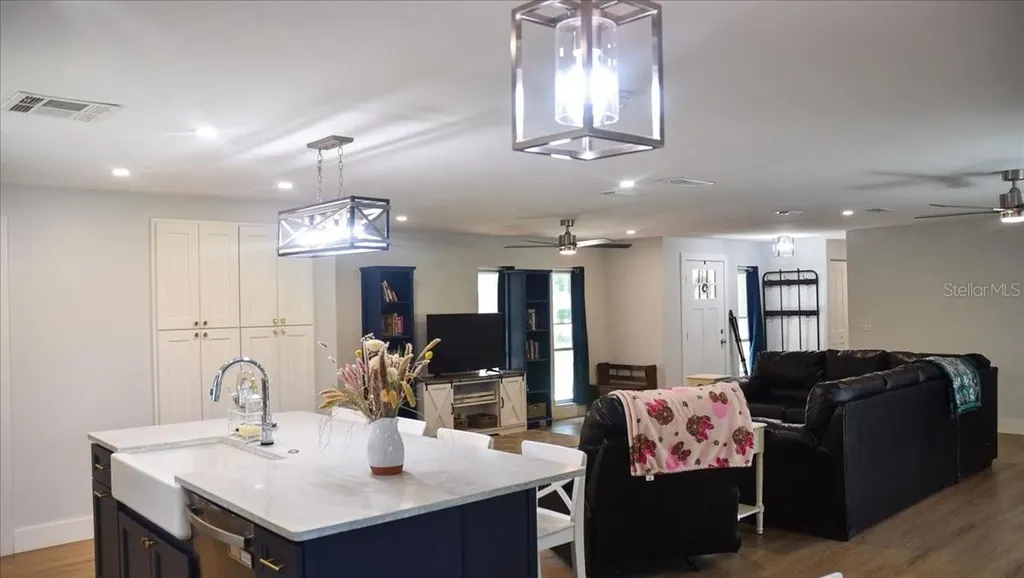 105 Kent Court Port Orange FL 32127