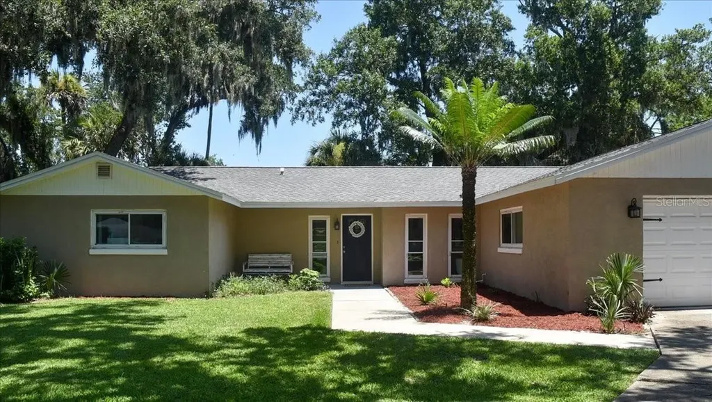 105 Kent Court Port Orange FL 32127