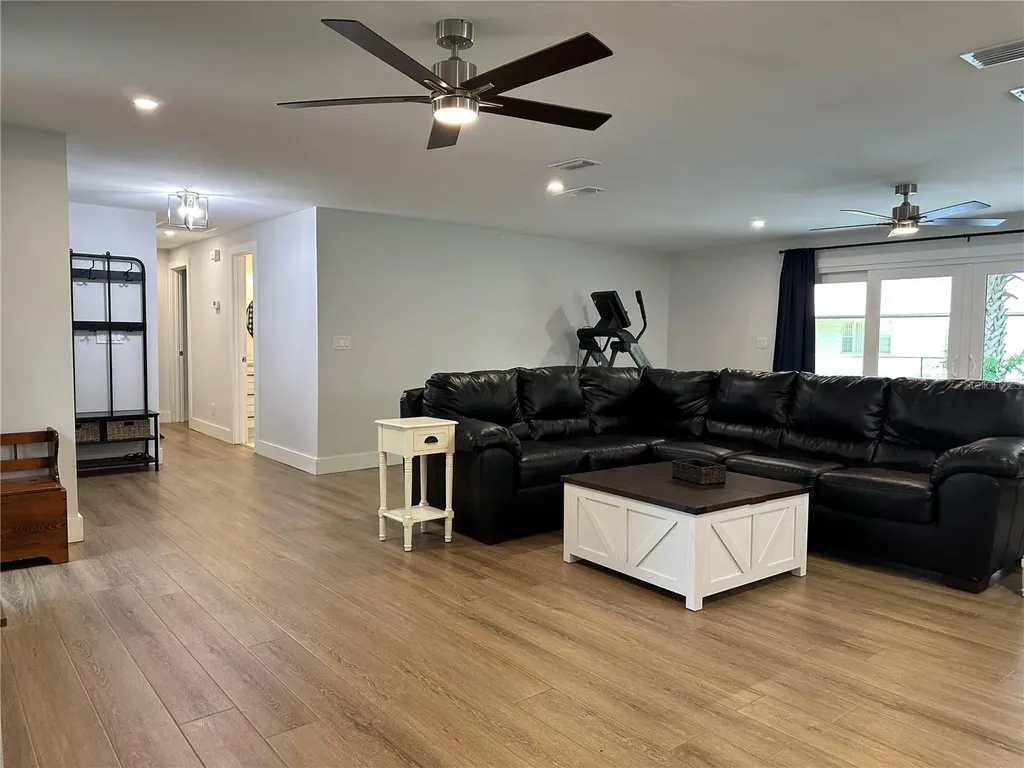 105 Kent Court Port Orange FL 32127