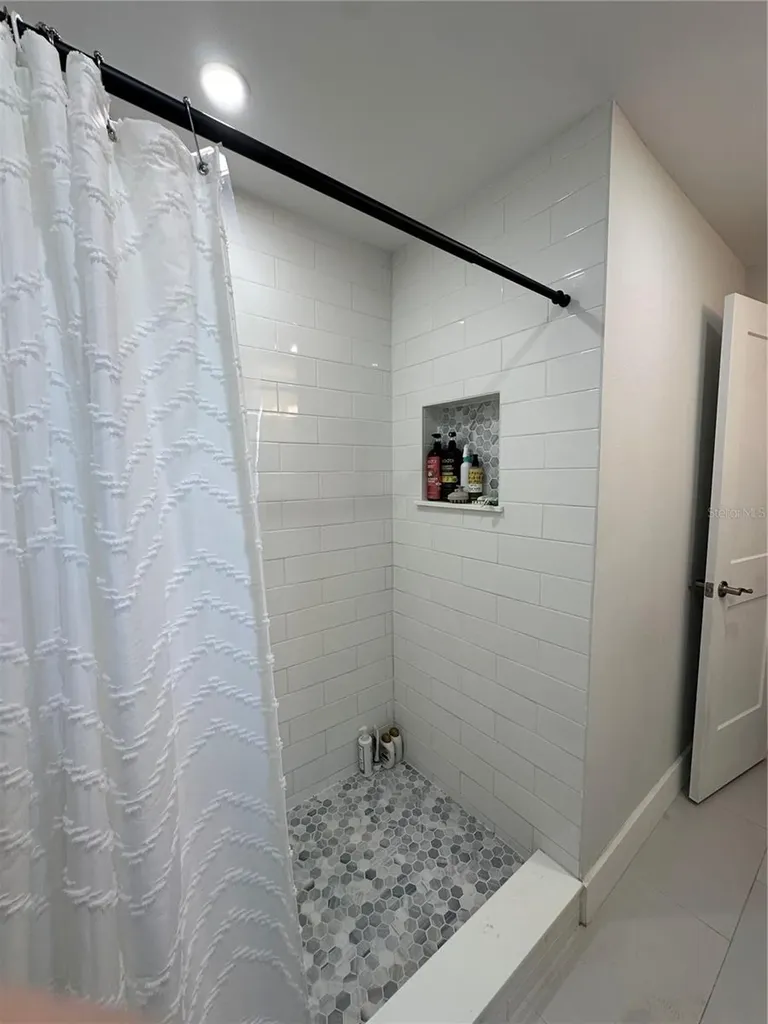 105 Kent Court Port Orange FL 32127