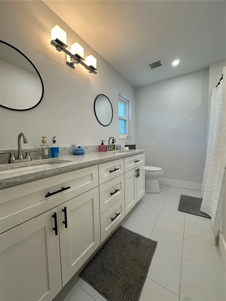 105 Kent Court Port Orange FL 32127