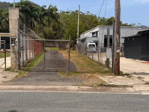 Carr 738 Km 1.4 Bo Montellano Cayey PR 00736